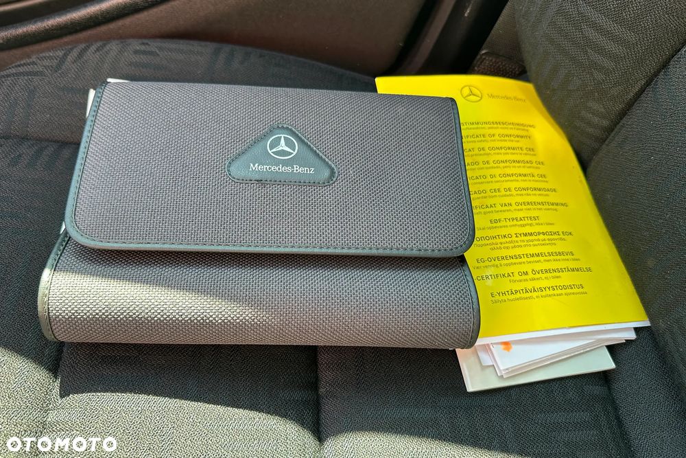 Mercedes-Benz Klasa C - 36