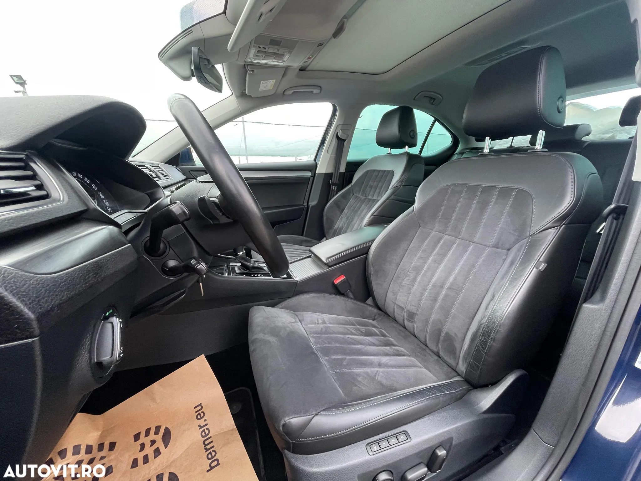 Skoda Superb 2.0 TDI DSG Style - 21