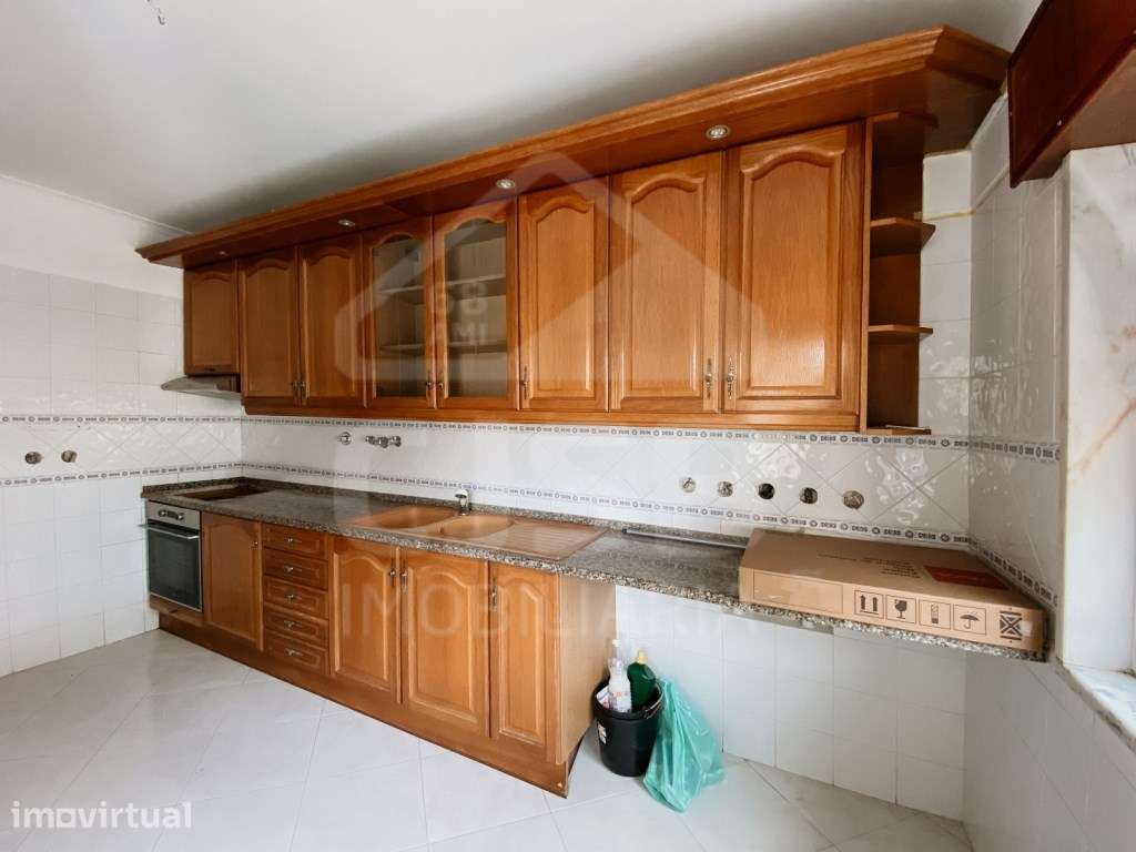 Apartamento T3 em Benavente - Grande imagem: 2/17