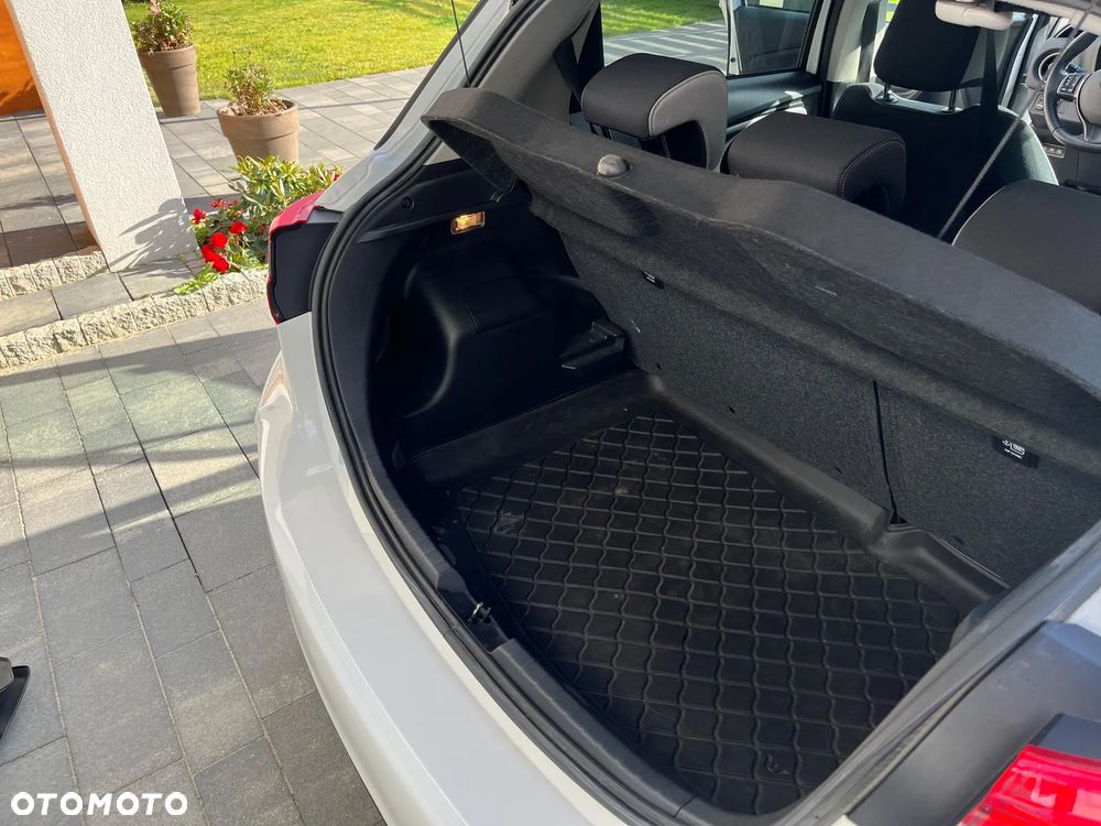 Toyota Yaris - 14