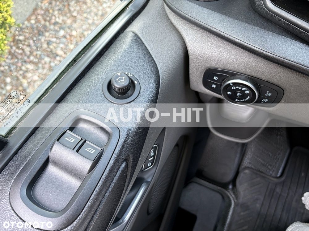 Ford Transit - 27