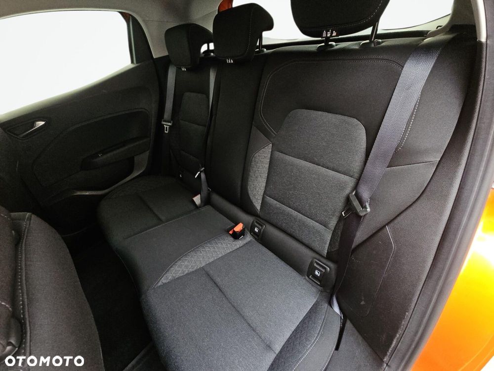 Renault Clio - 27