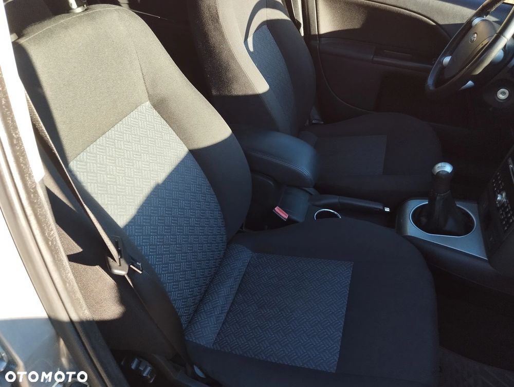 Ford Mondeo Turnier 2.0 TDCi Ambiente - 38