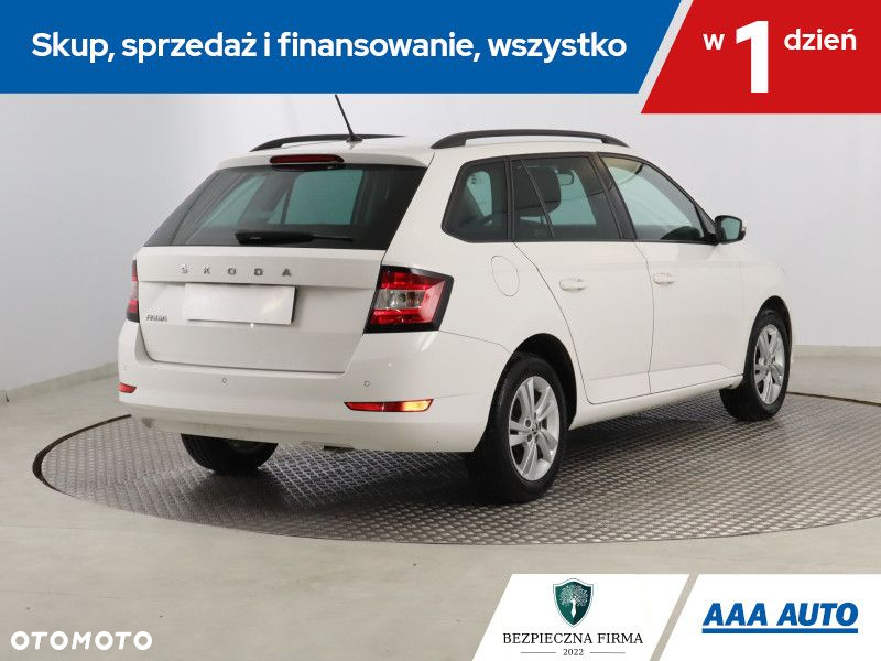 Skoda Fabia - 6