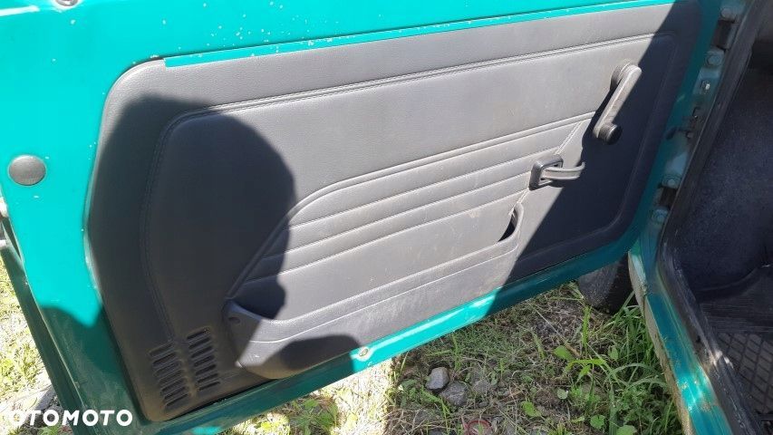 Fiat 126p elegant wnętrze fotele kanapa boczki - 6