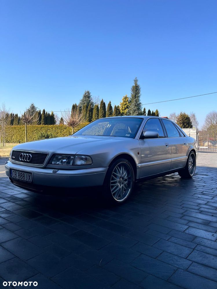 Audi A8 - 3