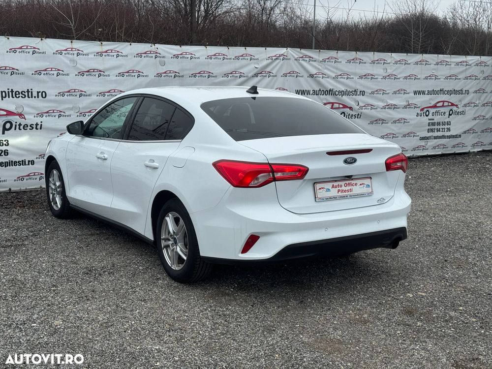 Ford Focus 1.5 EcoBlue Trend - 6