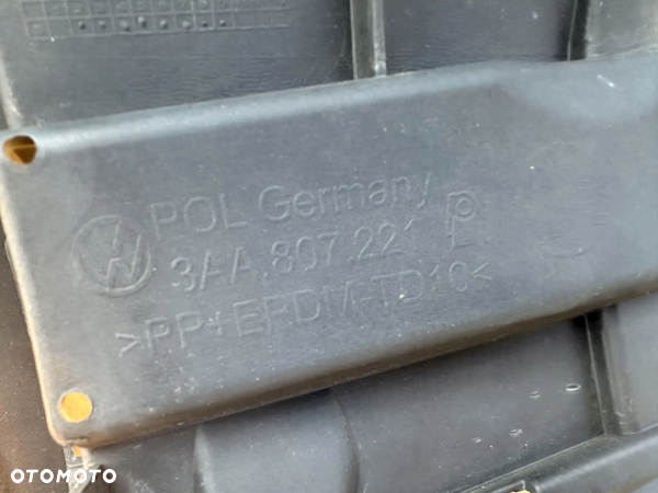 VW PASSAT B7 ZDERZAK PRZEDNI 4xPDC ORYGINAŁ 3AA807221