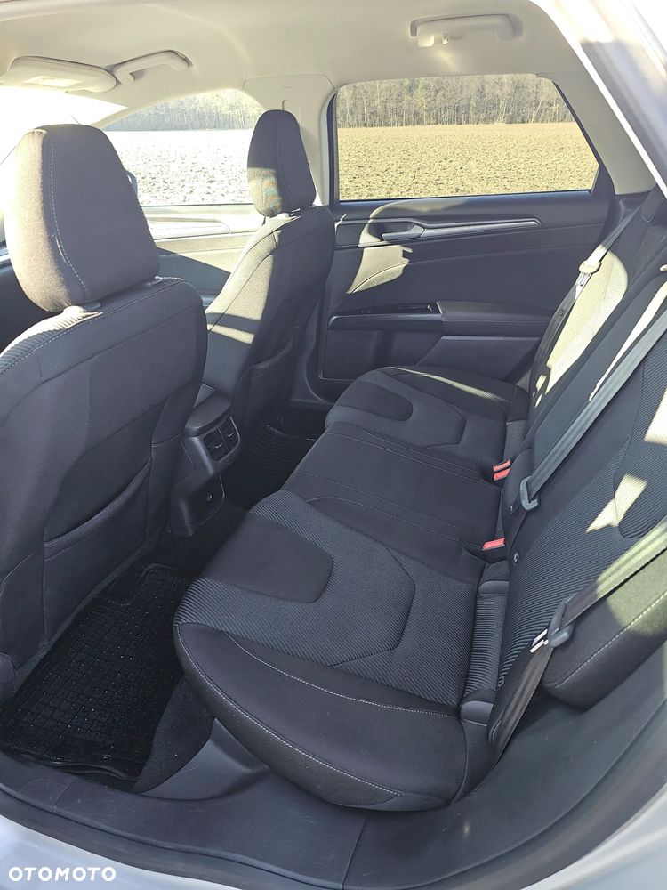 Ford Mondeo 2.0 TDCi STart-Stopp PowerShift-Aut Titanium - 11