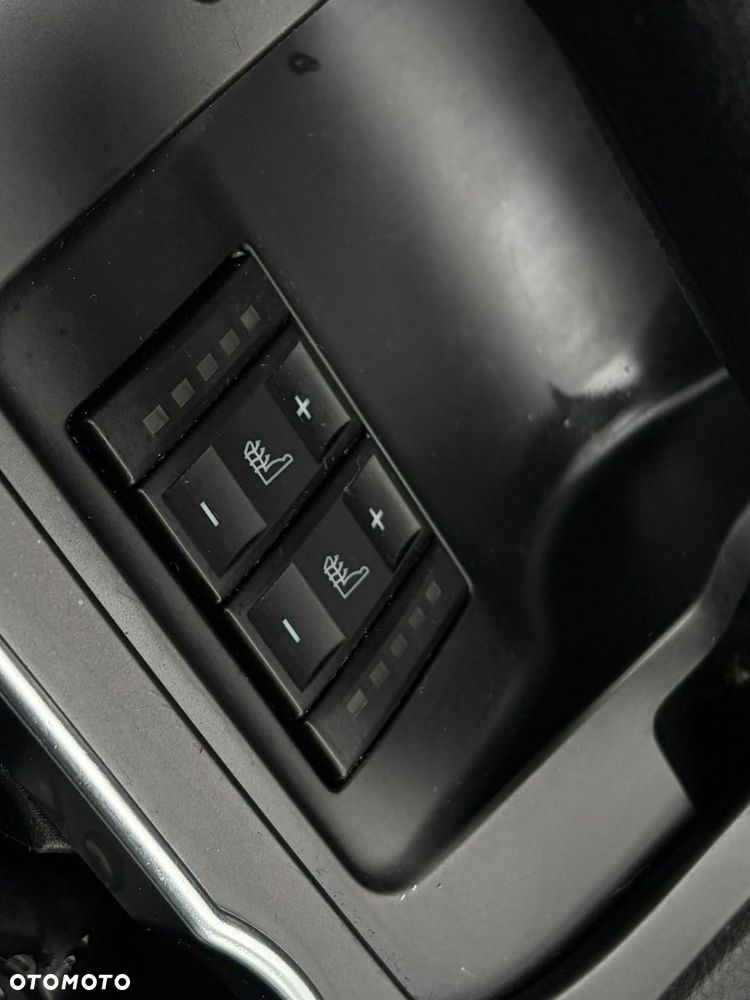 Ford S-Max - 13