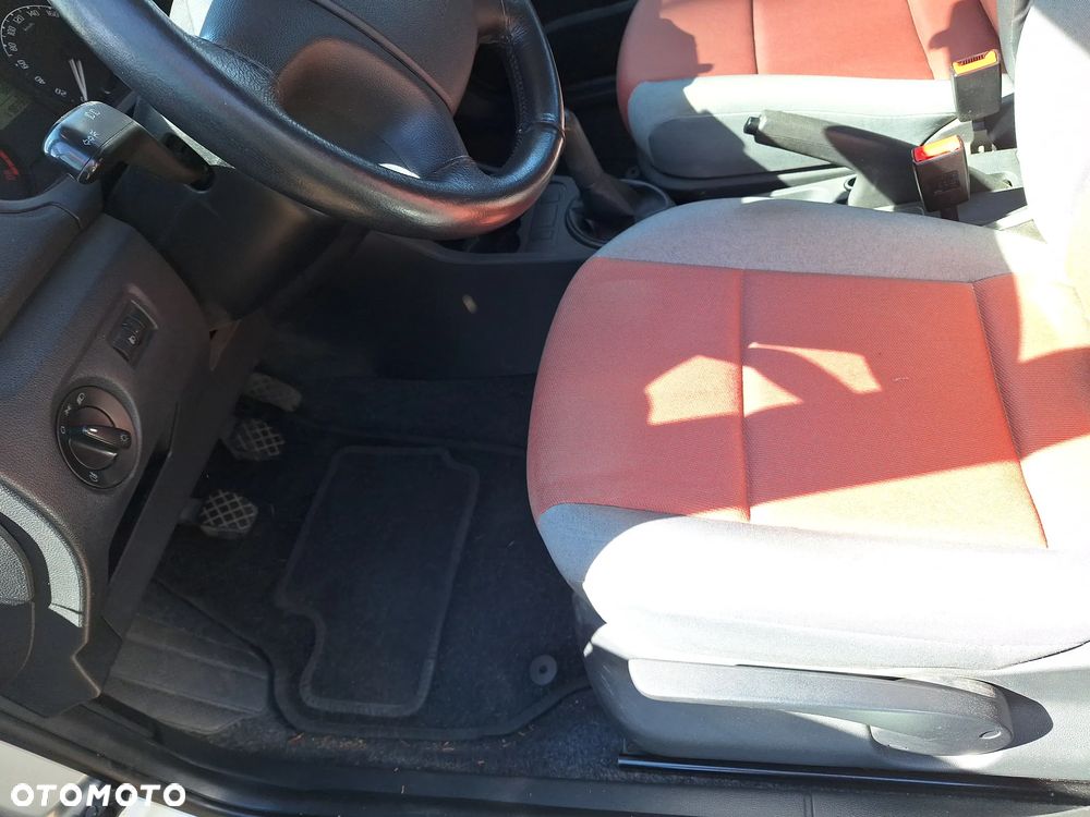 Skoda Fabia 1.2 12V Classic - 17