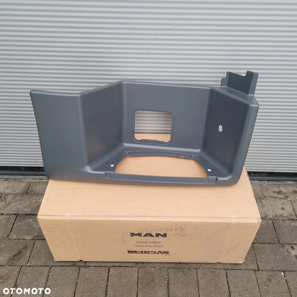 STOPNICA PRAWA MAN TGX NOWY ORYGINAŁ 81.61510-0976 - 1