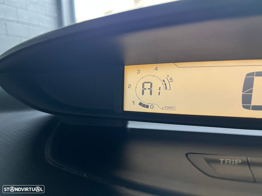 Citroën C4 1.6 HDi Exclusive Airdream - 27