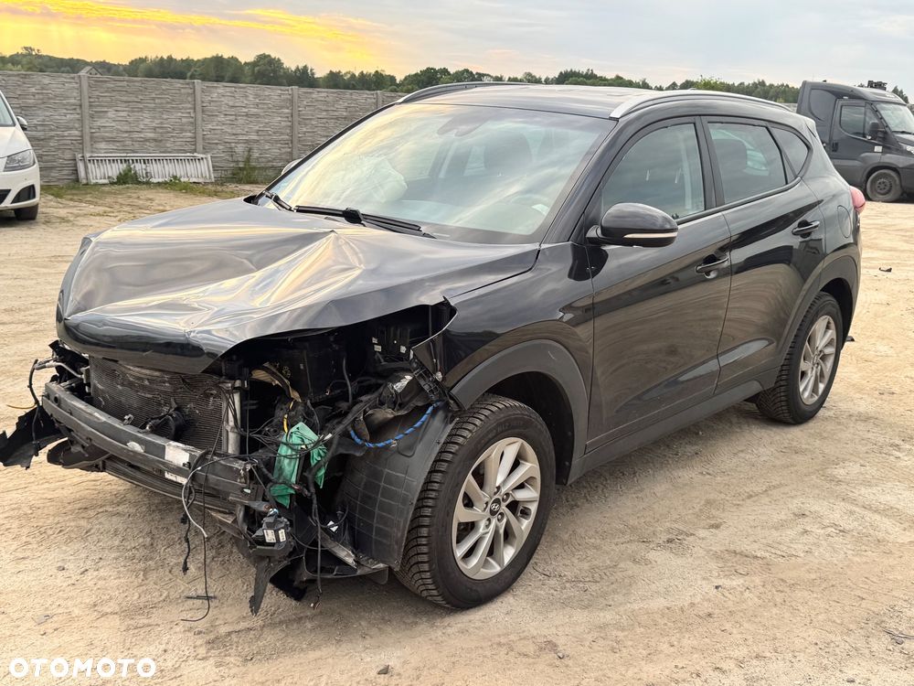 Hyundai Tucson 1.6 GDI BlueDrive Style 2WD - 1