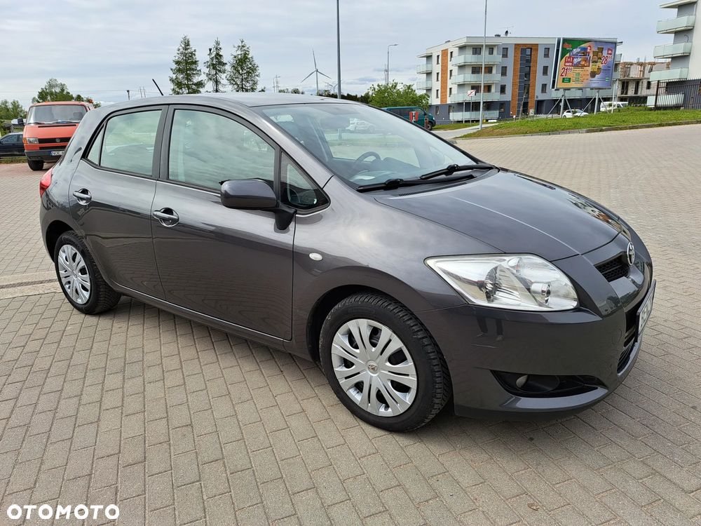Toyota Auris - 5