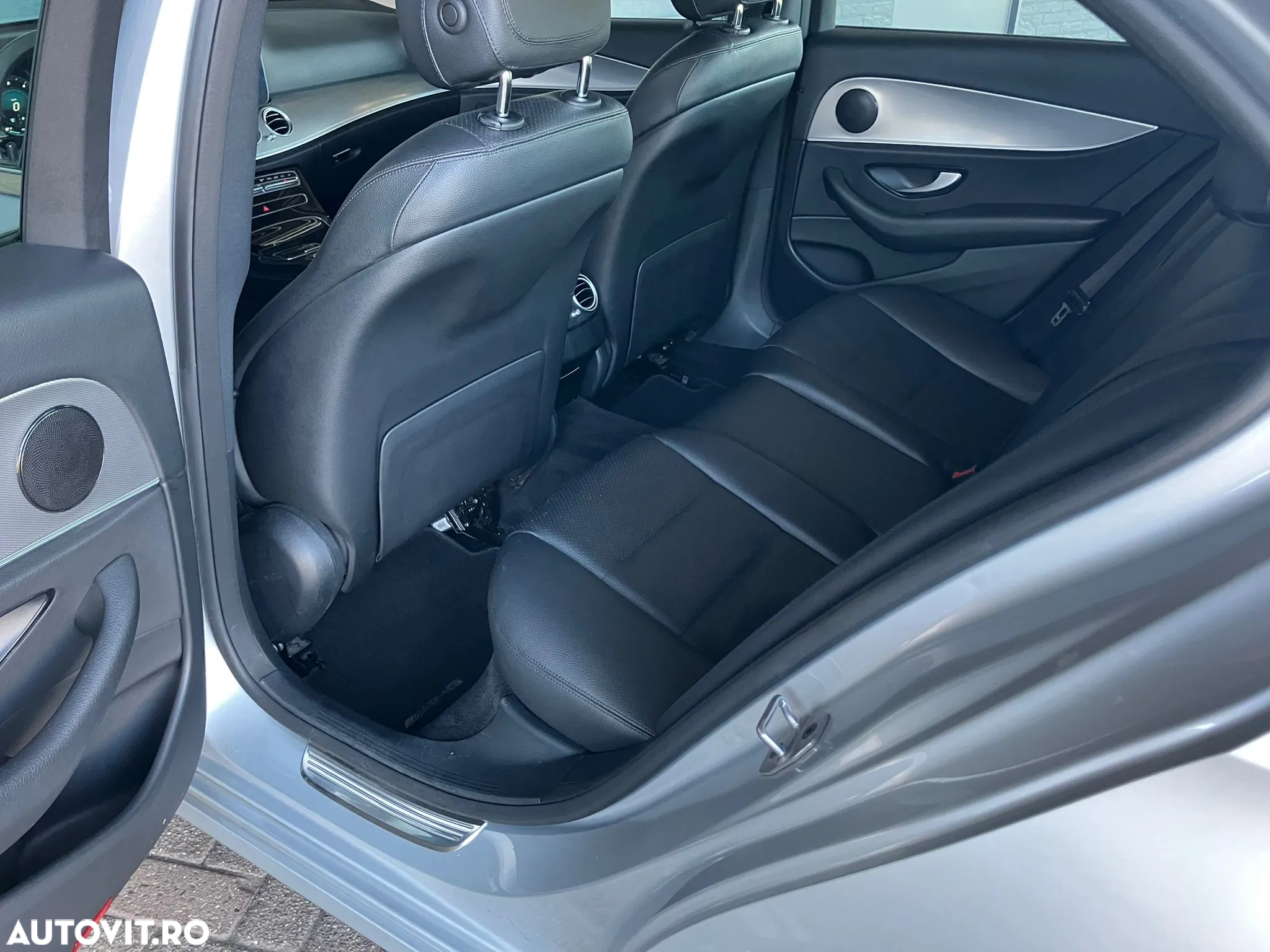 Mercedes-Benz E 200 d T 9G-TRONIC - 7