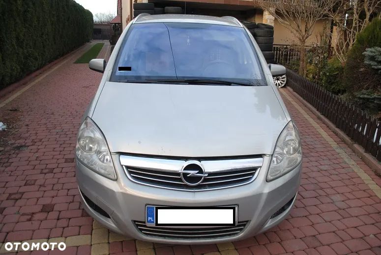 Opel Zafira 1.9 CDTI Cosmo - 1
