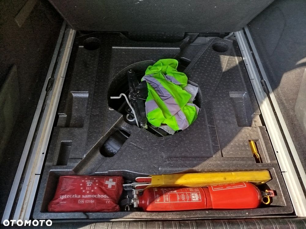 Peugeot 308 1.6 BlueHDi Active S&S - 19