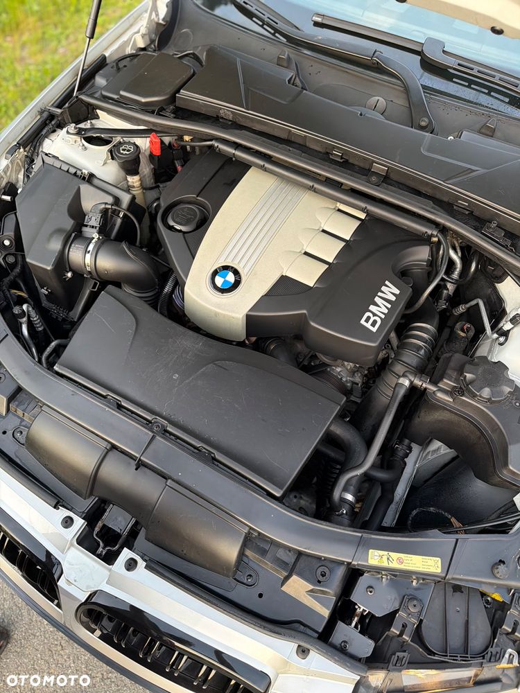 BMW Seria 3 320d - 12