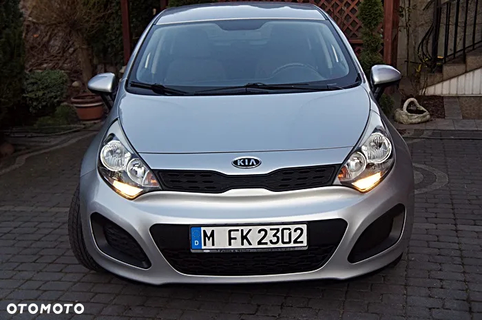 Kia Rio 1.2 Attract - 2