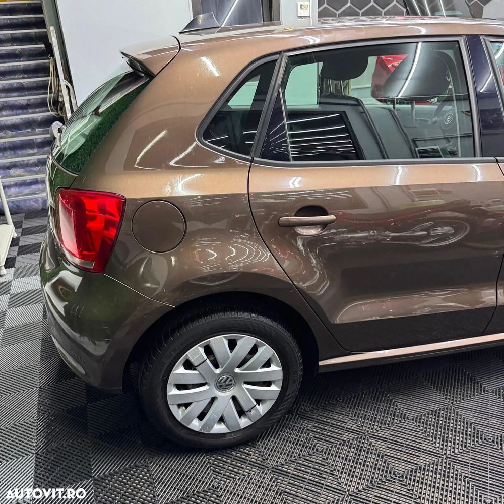 Volkswagen Polo 1.2 TSI Comfortline - 6