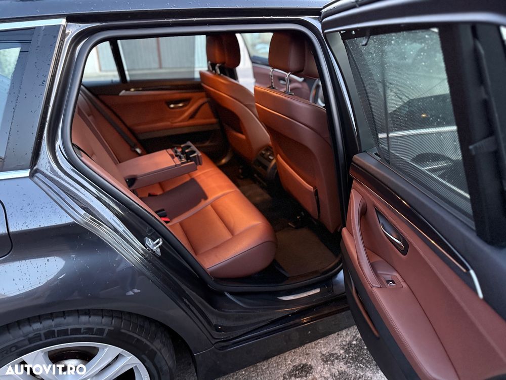 BMW Seria 5 520d Touring Aut. Luxury Line - 17