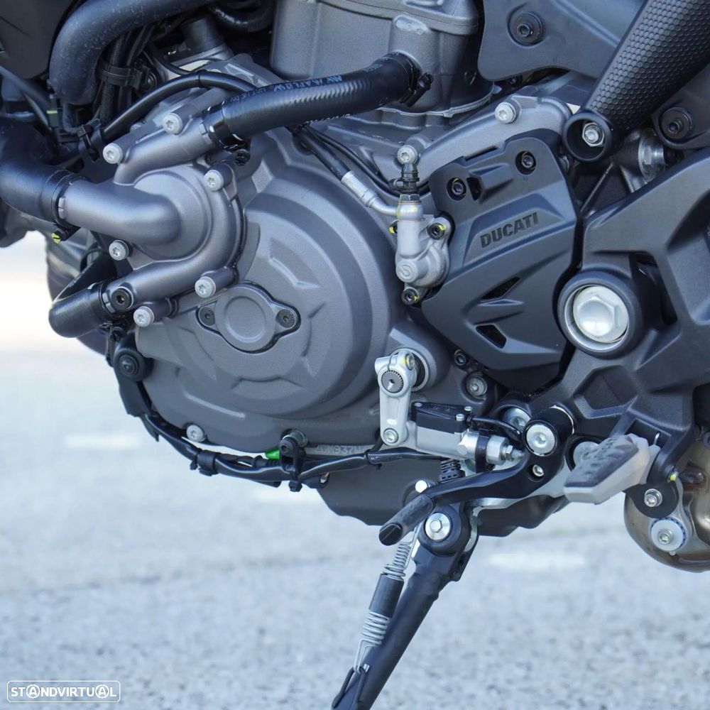 Ducati Monster - 14