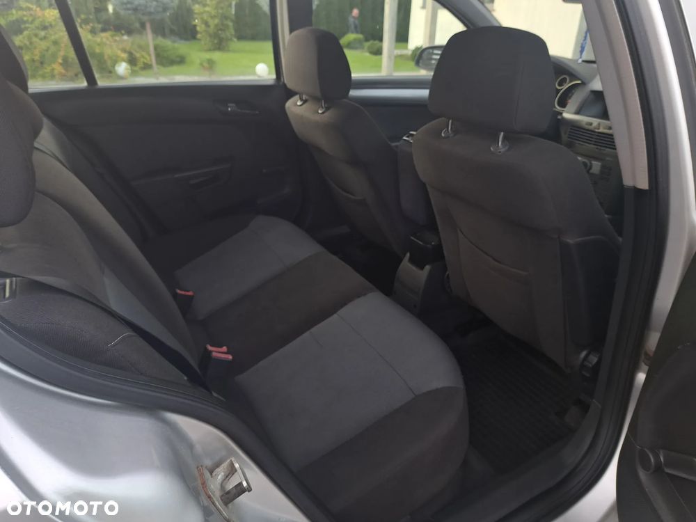 Opel Astra - 9