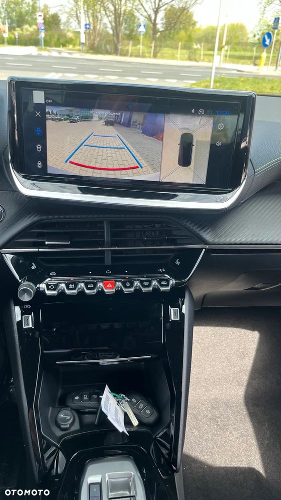 Peugeot 2008 PureTech mHEV GT Exclusive e-DCS6 - 17
