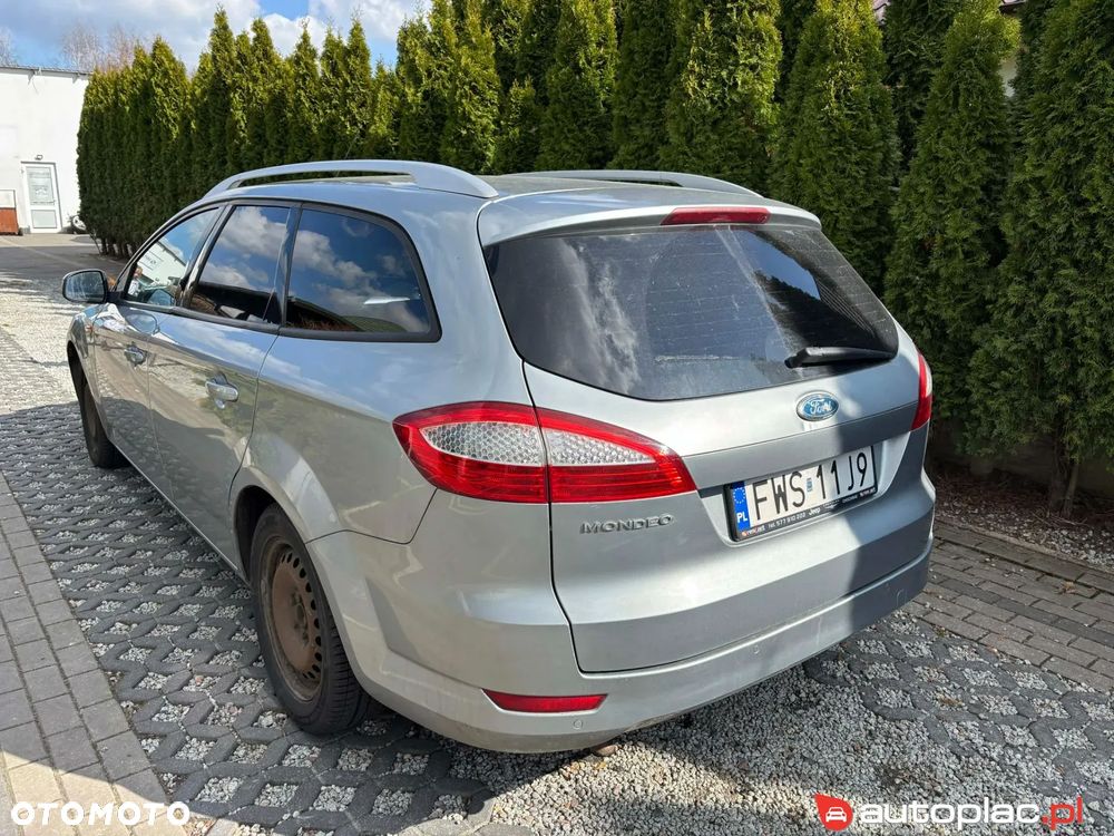 Ford Mondeo 2.0 Ambiente - 3