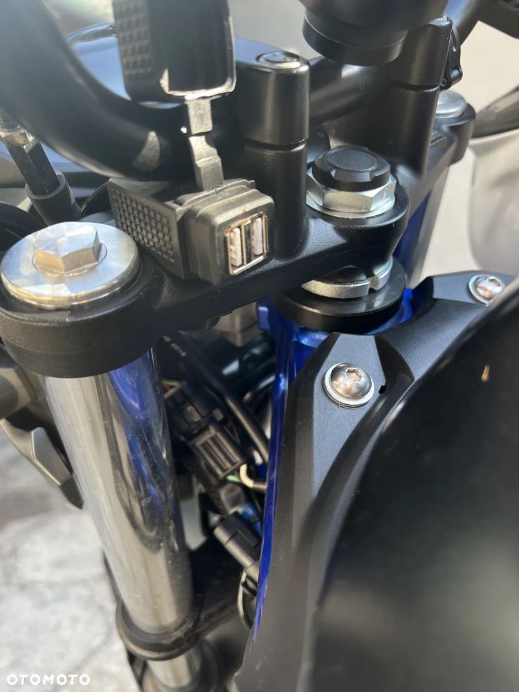 Suzuki SV - 11