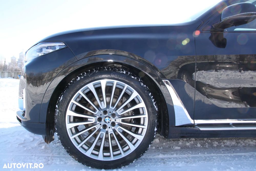 BMW X7 - 16