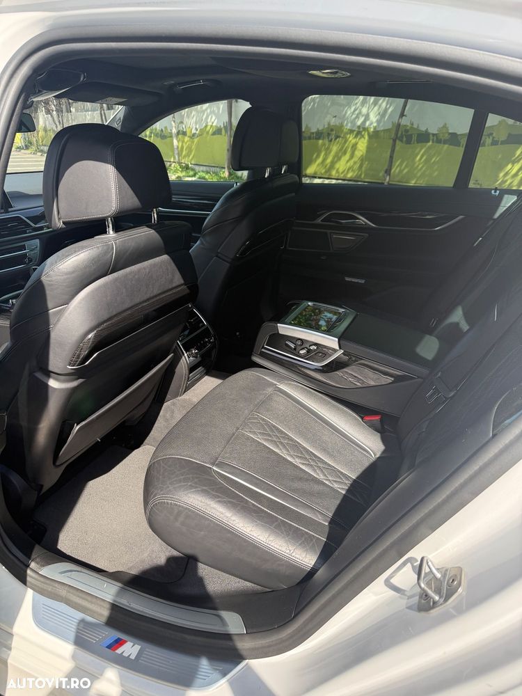 BMW Seria 7 740d xDrive - 18