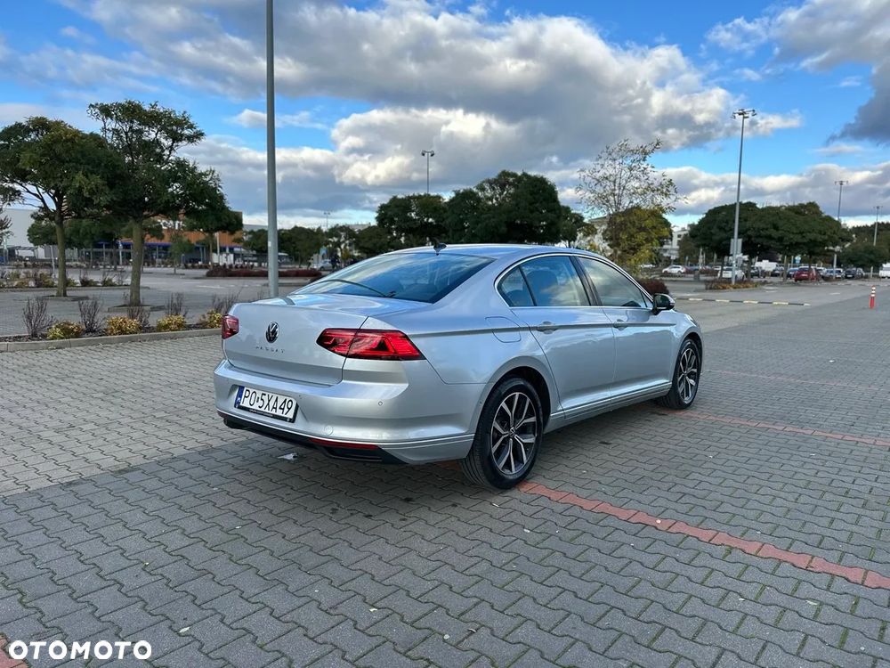Volkswagen Passat 2.0 TSI Business DSG - 8