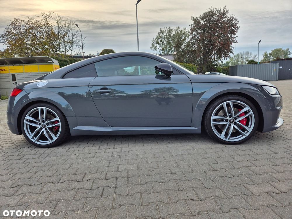 Audi TT S Coupé - 2