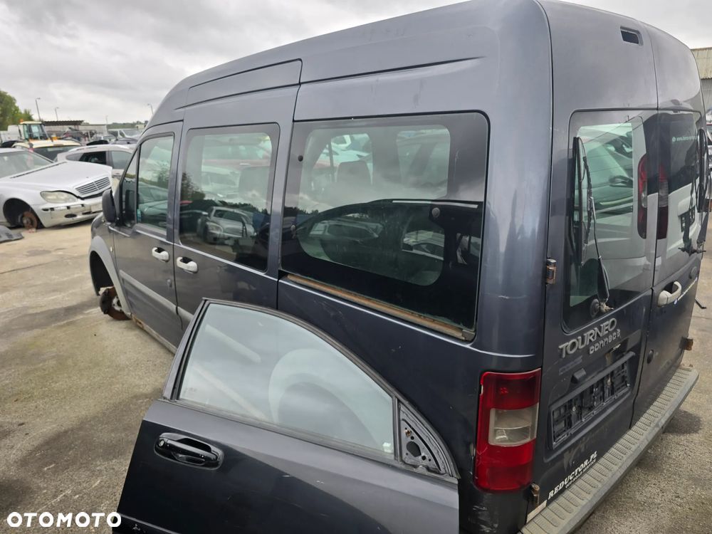 A071 / FORD TOURNEO CONNECT / NA CZĘŚCI - 4