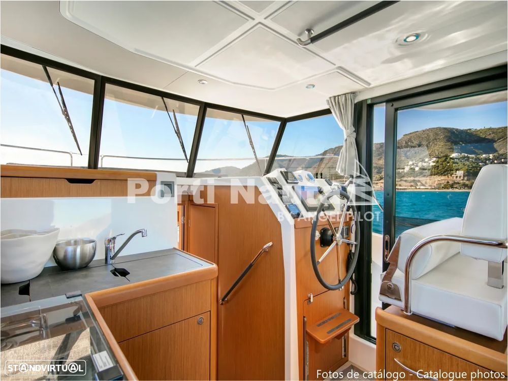 Beneteau Swift Trawler 35 - 14