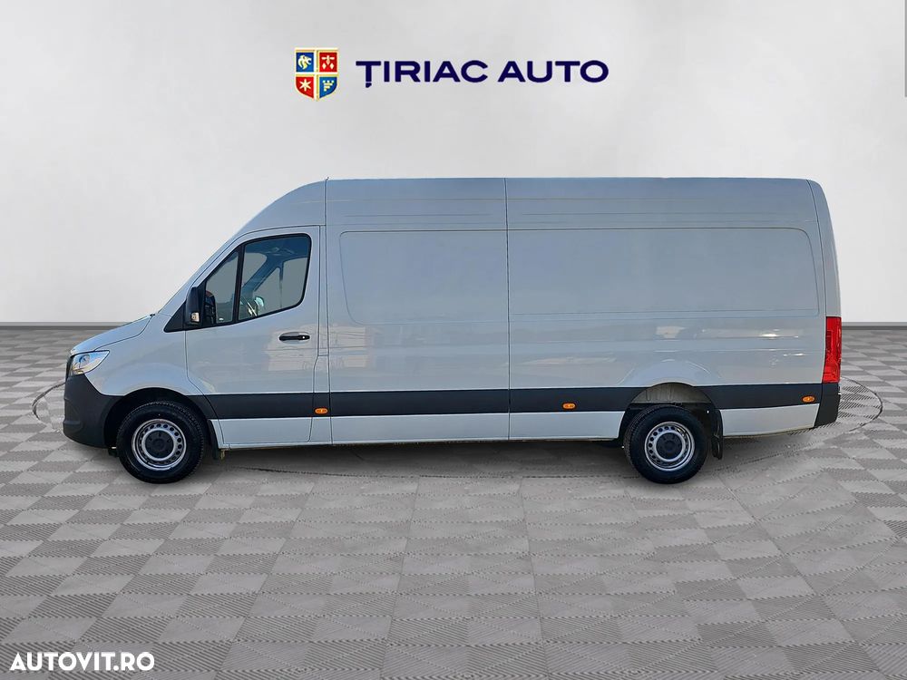 Mercedes-Benz Sprinter - 2