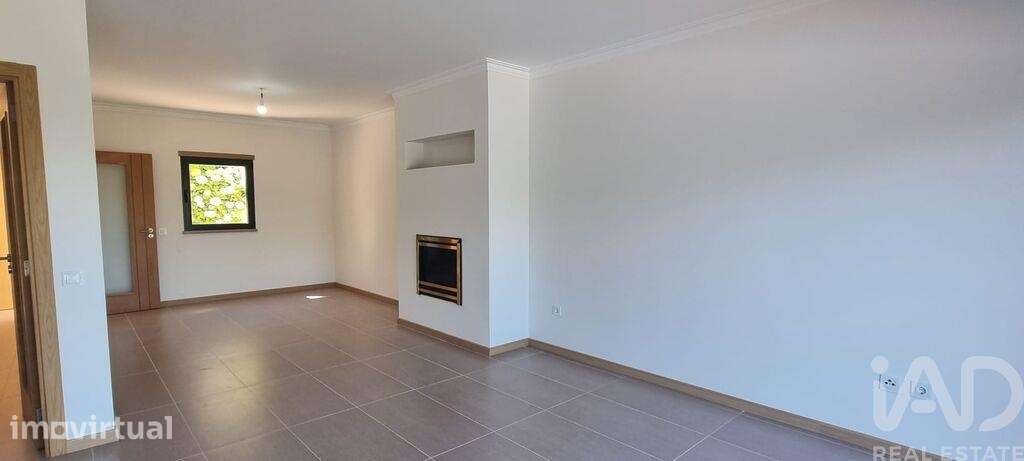 Casa / Villa em Guia - Grande imagem: 4/39