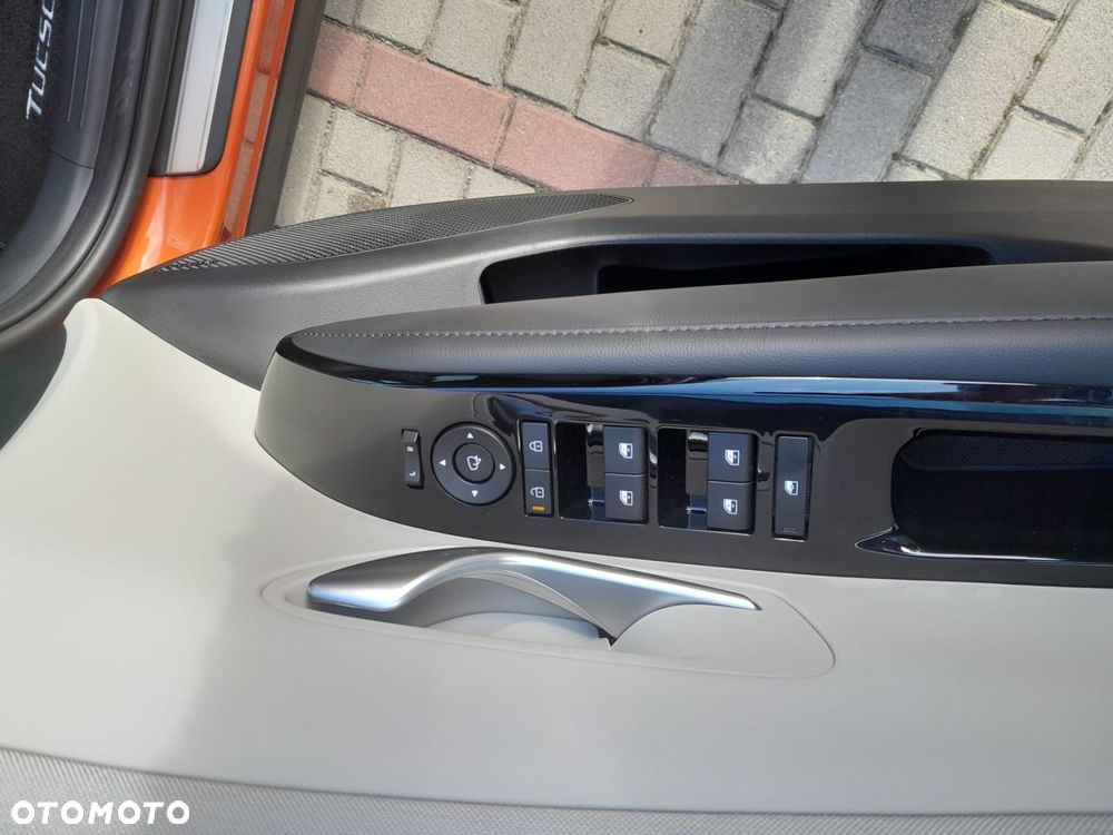 Hyundai Tucson 1.6 T-GDi HEV Platinum 4WD - 16