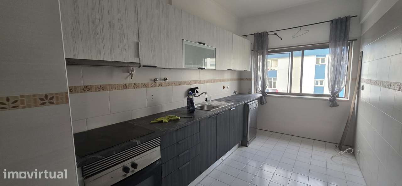T3 Seixal com 2 WC | Excelente Oportunidade - Grande imagem: 2/17