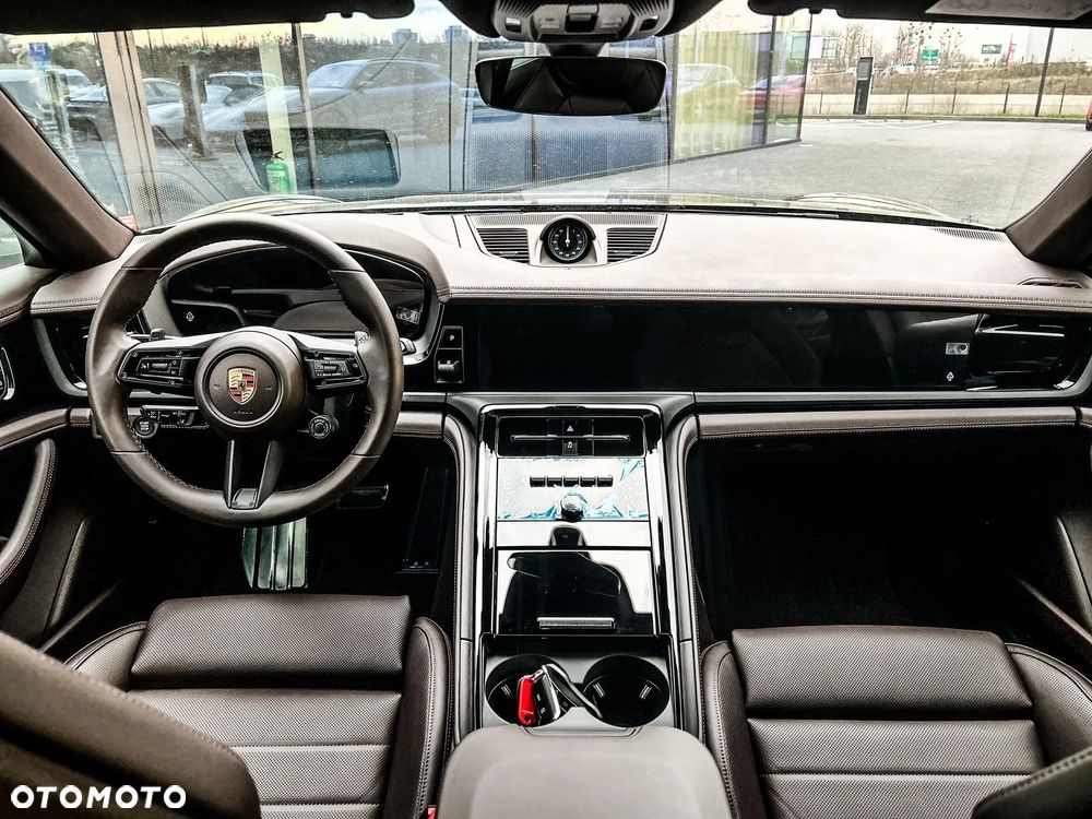 Porsche Panamera 4 - 9