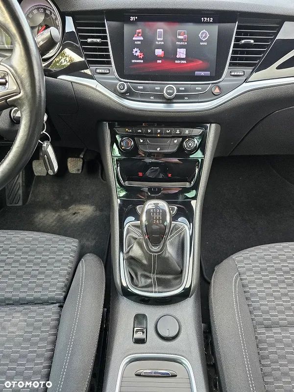 Opel Astra 1.4 Turbo Dynamic - 24