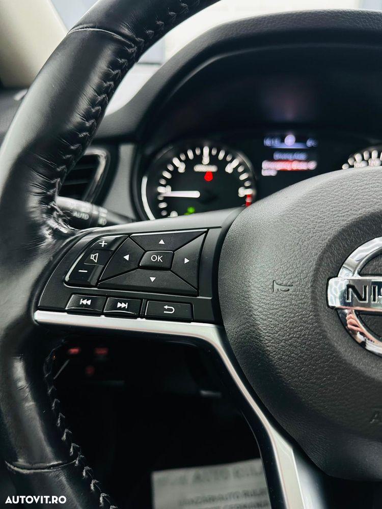 Nissan X-Trail 1.6 dCi N-Connecta - 31