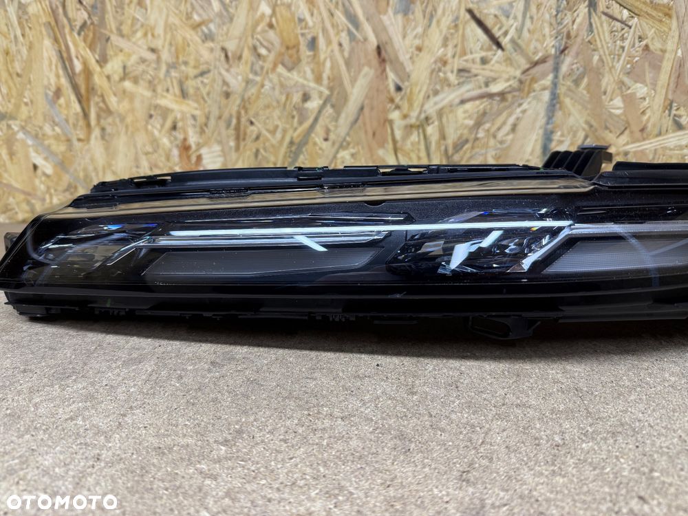 LAMPA LEWA FULL LED BMW X7 G07 LIFT LCI 5A20A05 - 2