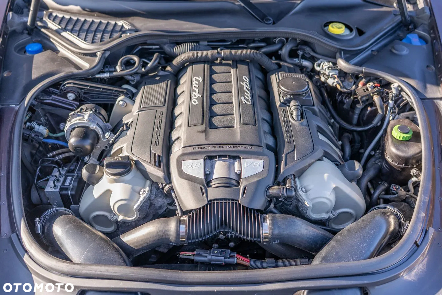 Porsche Panamera Turbo - 39