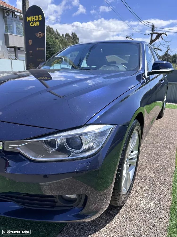 BMW 320 d Luxury Line - 7