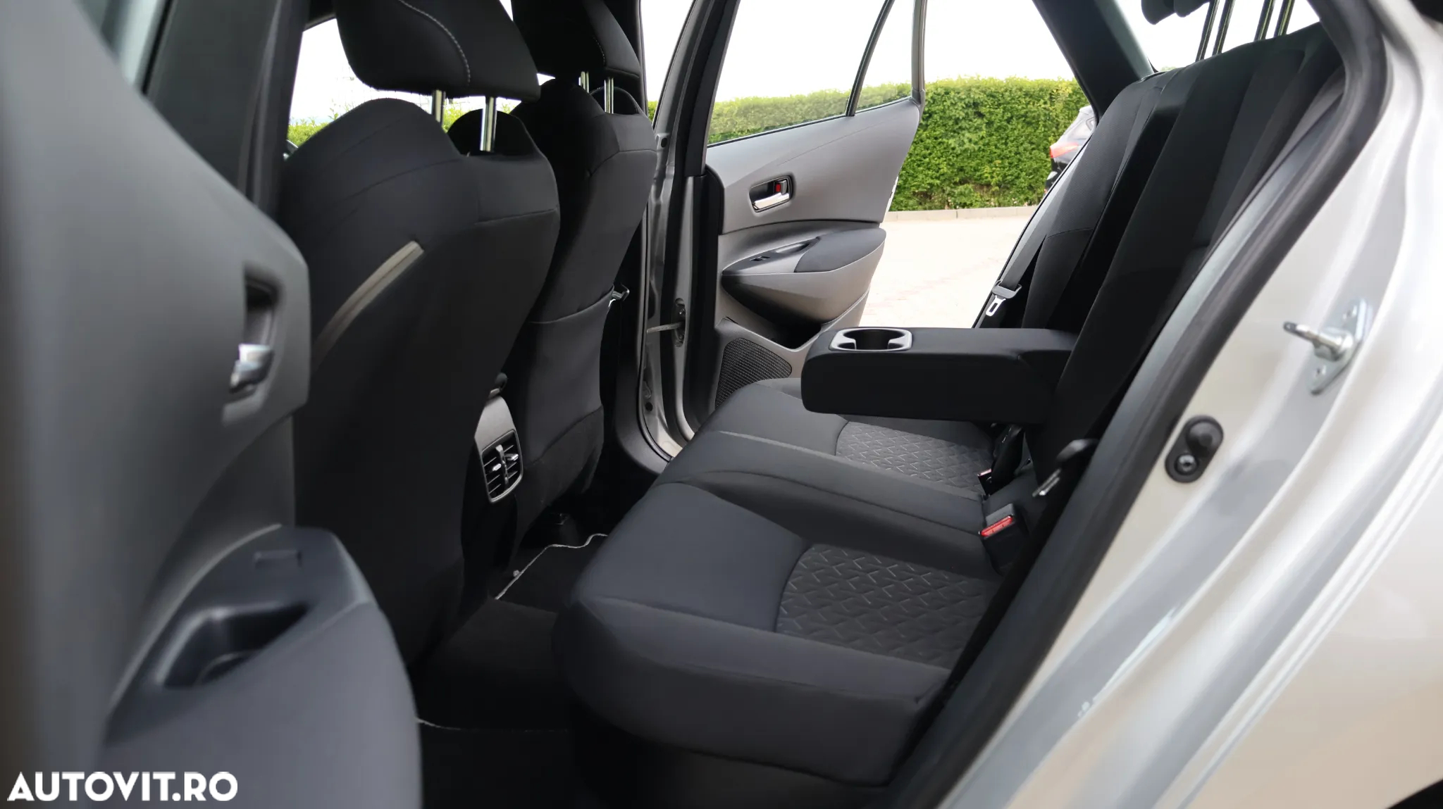 Toyota Corolla - 11