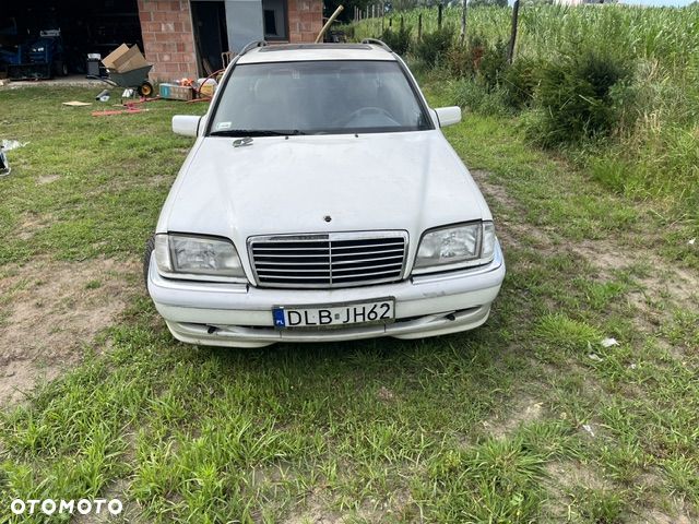 Mercedes-Benz Klasa C 250 T D Turbo Elegance - 4