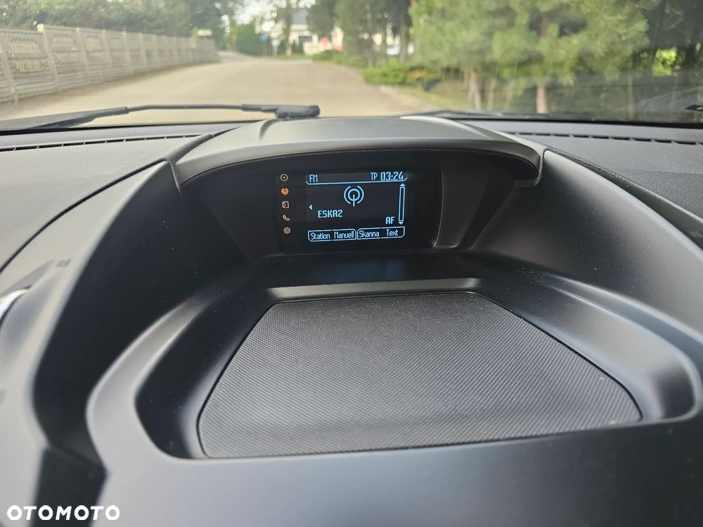Ford Kuga - 19